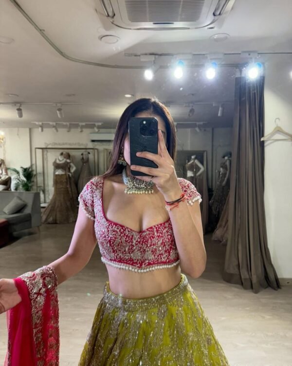 photo_6224158626046657053_y Apple Green with pink blouse dinner Kasturi Silk lehenga